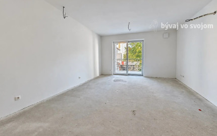 3-izbový byt s lodžiou, 1. poschodie – White Square Komárno