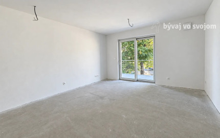 3-izbový byt s lodžiou, 4. poschodie – White Square Komárno