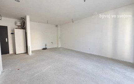 3-izbový byt s lodžiou, 4. poschodie – White Square Komárno