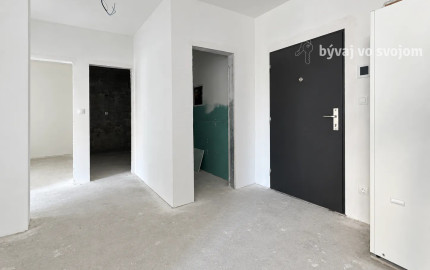 3-izbový byt s lodžiou, 4. poschodie – White Square Komárno