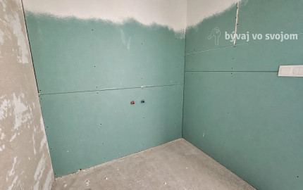 2-izbový byt s lodžiou, 1. poschodie – White Square Komárno