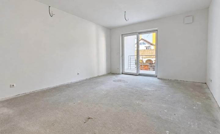 3-izbový byt s lodžiou, 2. poschodie – White Square Komárno - fotografia 3